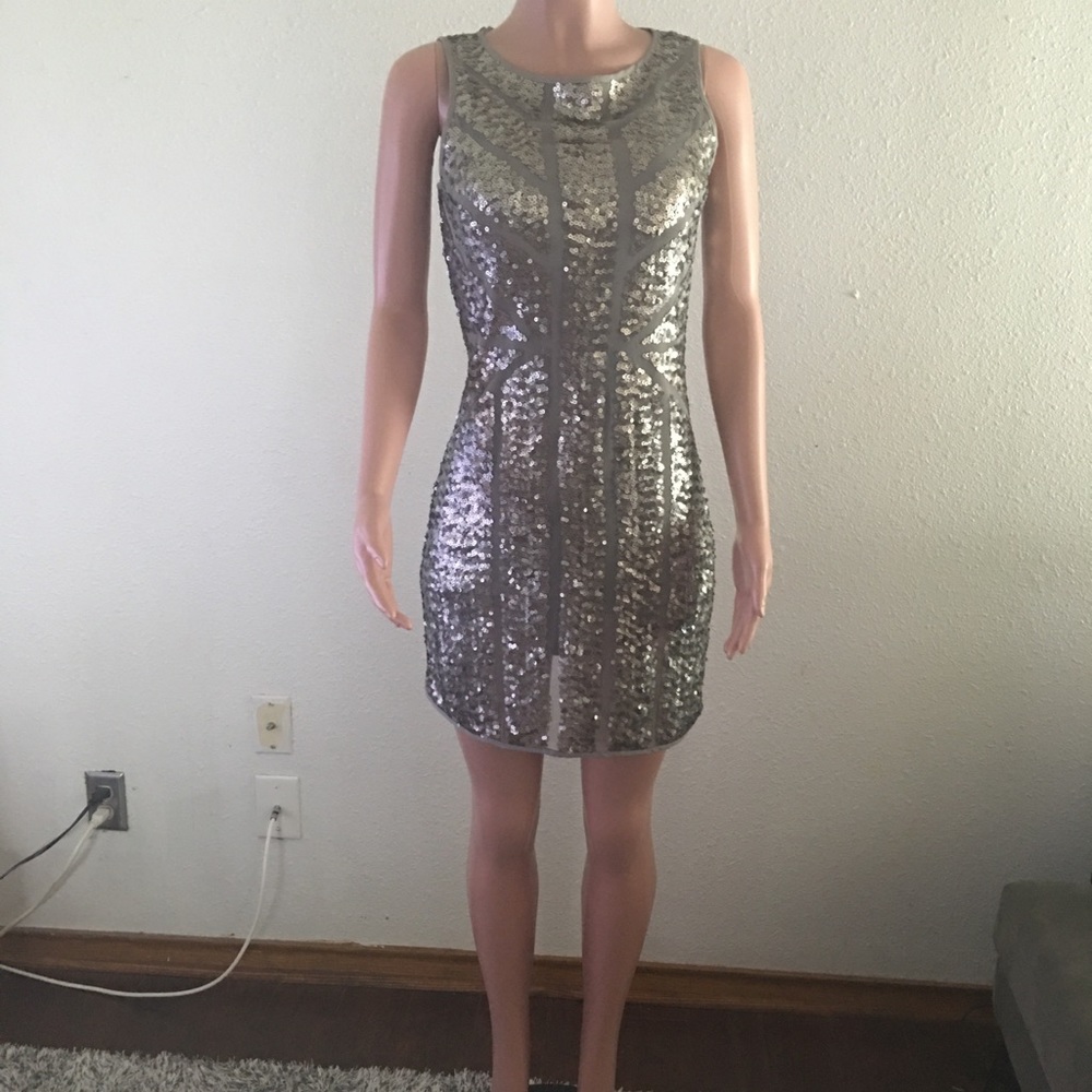 Vince Camuto sequin grey dress